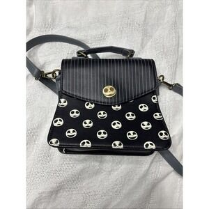 Used Disney Lounge fly Night Before Christmas ,crossbody